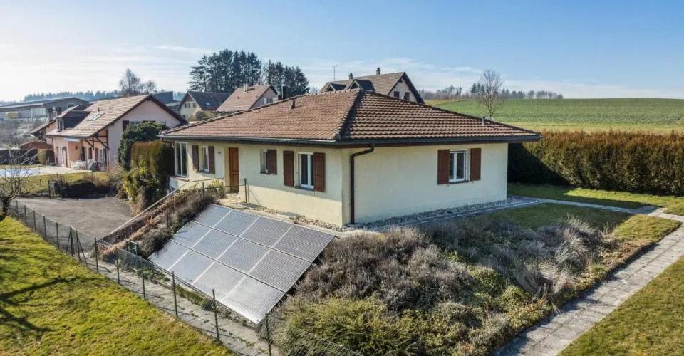 Villa indipendente a piano terra con grande potenziale di sopraelevazione! – foto 2 di 26