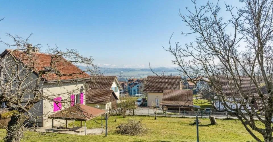 Villa indipendente a piano terra con grande potenziale di sopraelevazione! – foto 3 di 26