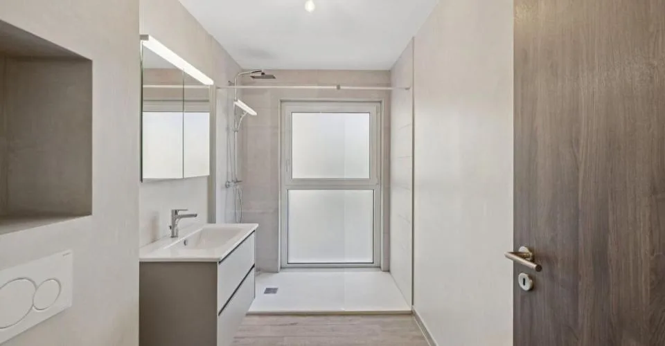 Appartement neuf de 2.5 pièces avec de magnifiques extérieurs – foto 7 di 22