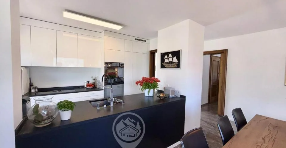 8.5 Zimmer Attikawohnung in Sierre – photo 8 of 24