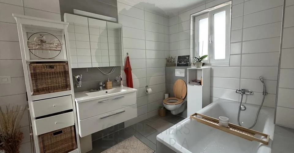 À VENDRE - Immeuble de rendement avec 4 appartements – photo 25 sur 26