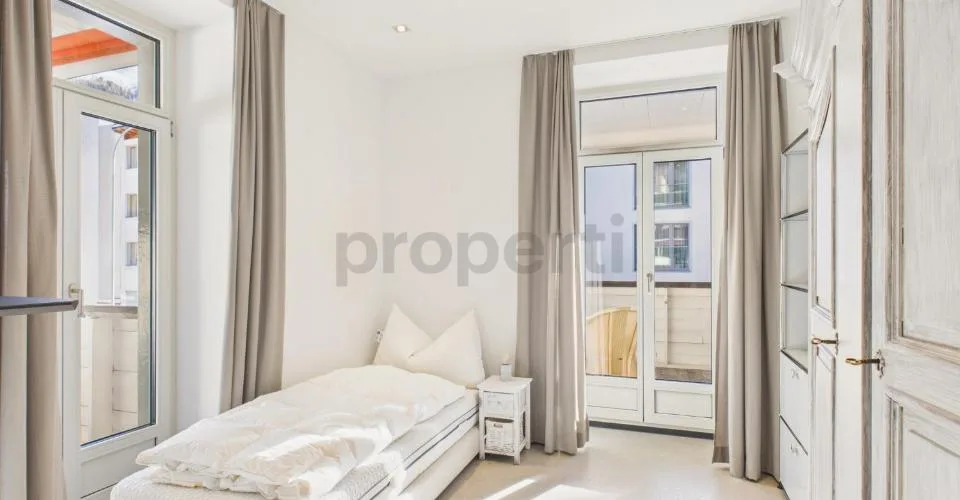 Exclusive 4.5-room apartment with Alpine panorama in historic villa - Davos Platz – photo 7 of 24