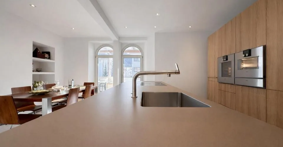 Exclusive 4.5-room apartment with Alpine panorama in historic villa - Davos Platz – photo 4 of 24