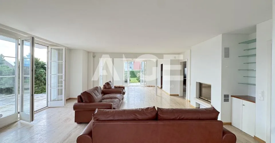 12 Zimmer Einfamilienhaus in Mont-sur-Rolle – Foto 22 von 27