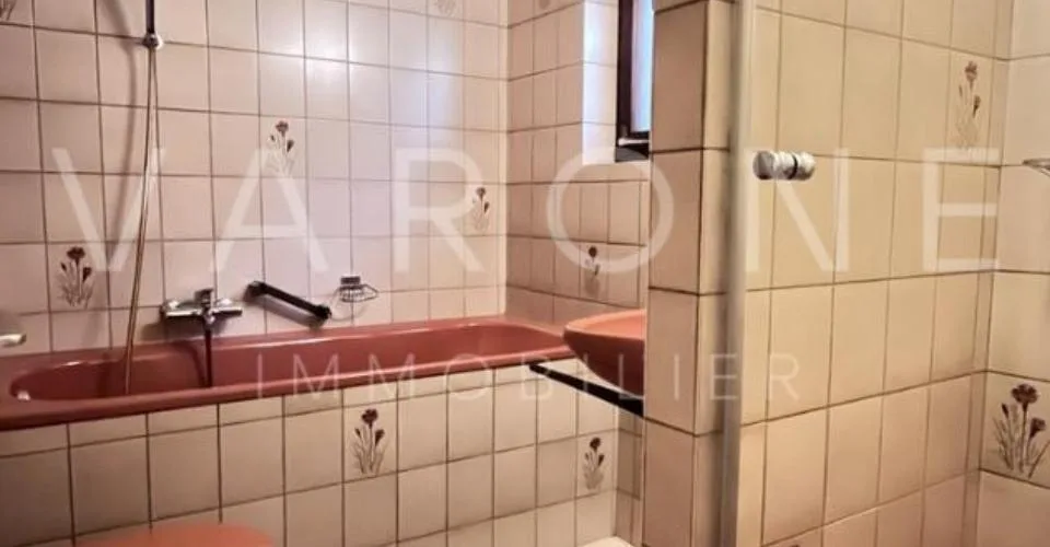 Maison villageoise de 5 pièces avec grange transformable – photo 8 sur 29