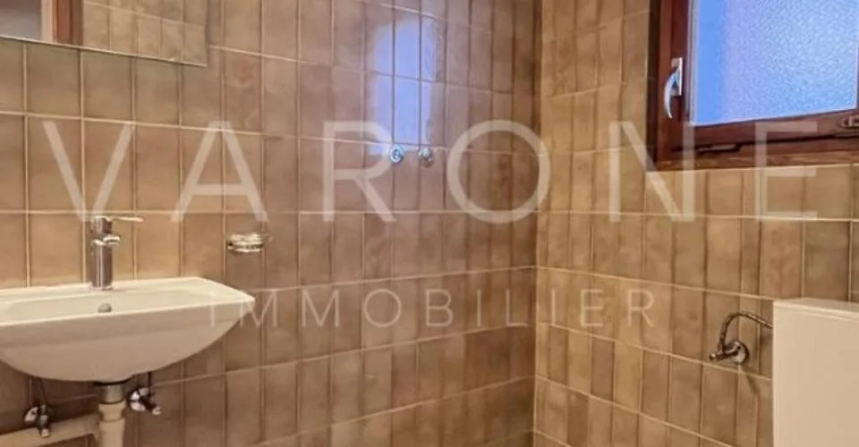 Maison villageoise de 5 pièces avec grange transformable – photo 5 sur 29