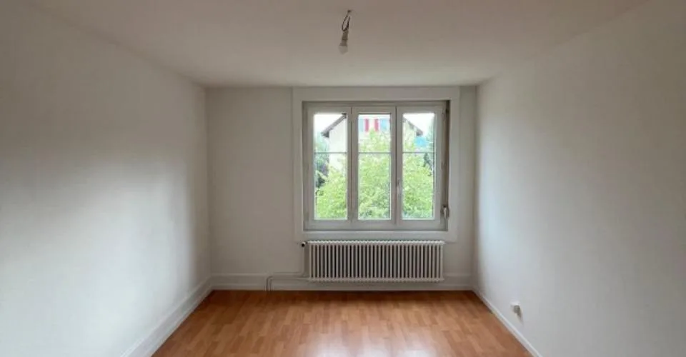 02379 - Appartement 4 pièces - Rue du Nord 4 - FONTAINES NE – Foto 5 von 12