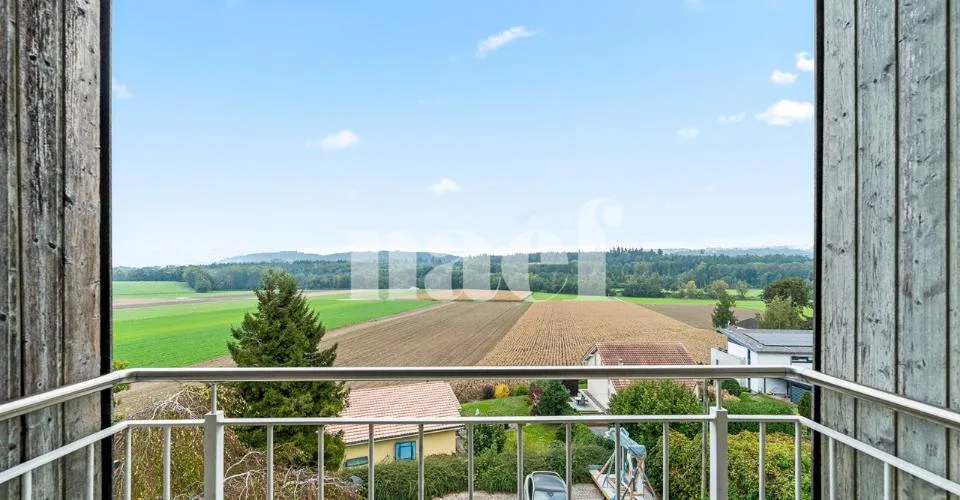 Appartement rénové de 4.5 pièces avec balcon au dernier étage à vendre à Fétigny – Foto 3 von 9