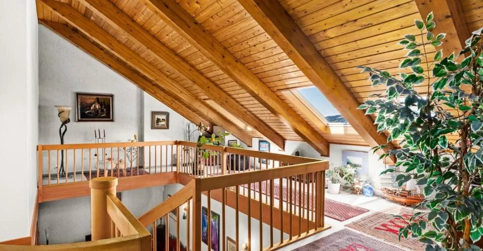 Duplex familial à rafraîchir dans un quartier résidentiel recherché – Foto 3 von 19