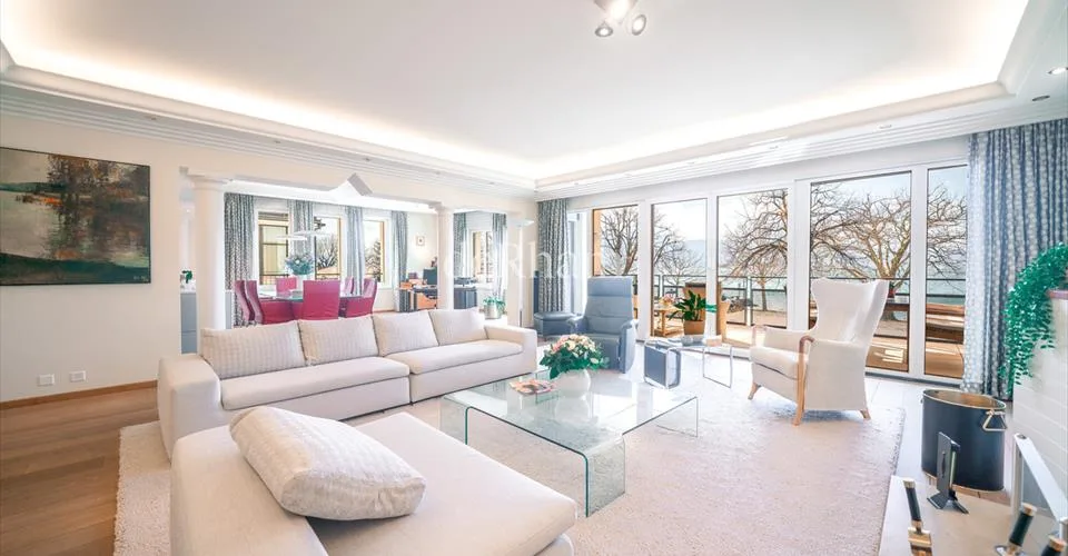 Appartamento di prestigio affacciato sul lago nel cuore di Lutry – foto 10 di 19