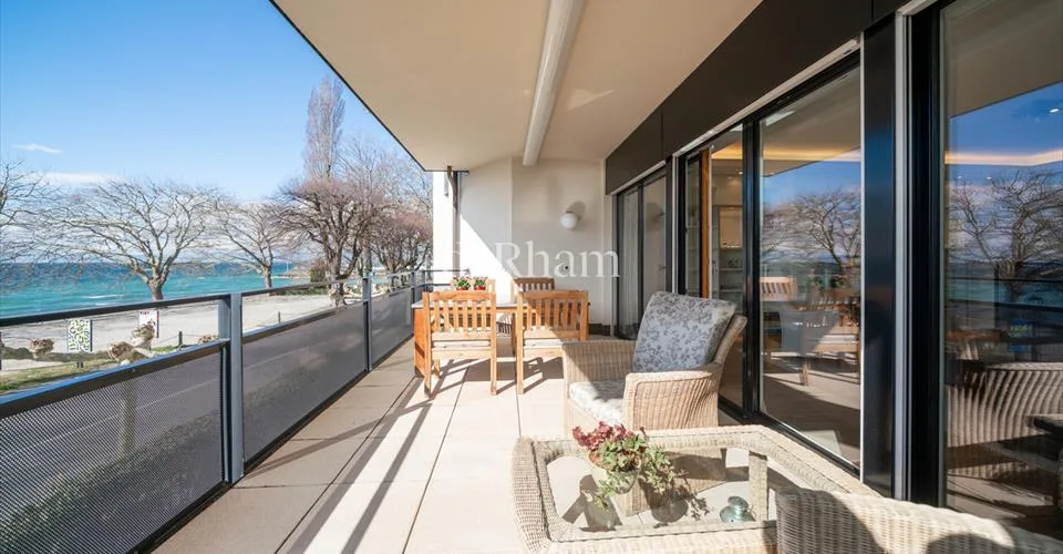 Appartamento di prestigio affacciato sul lago nel cuore di Lutry – foto 8 di 19