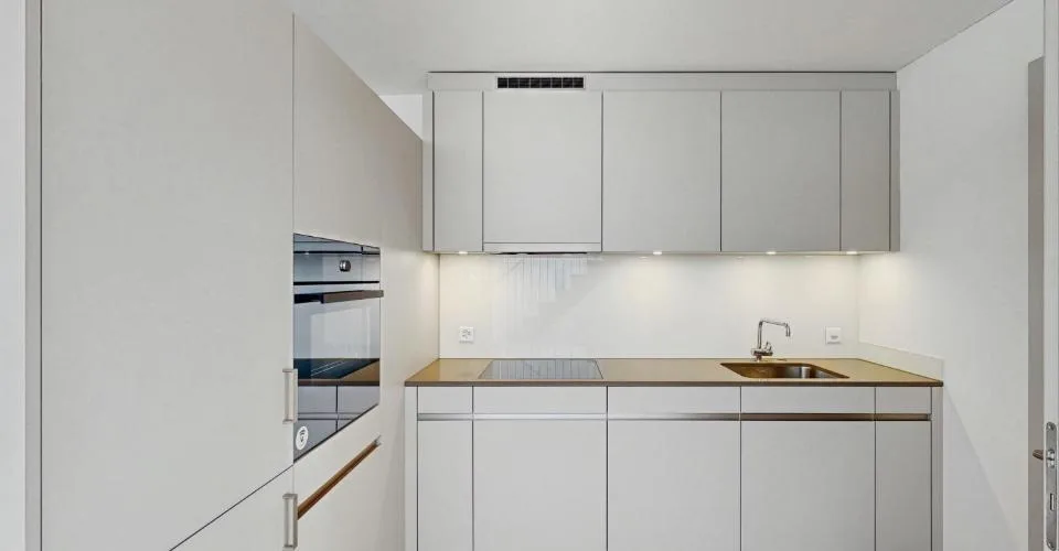 monderen Singlewohnung mit grosszügiger Dachterrasse!1 Monat Mietz... – foto 17 di 20