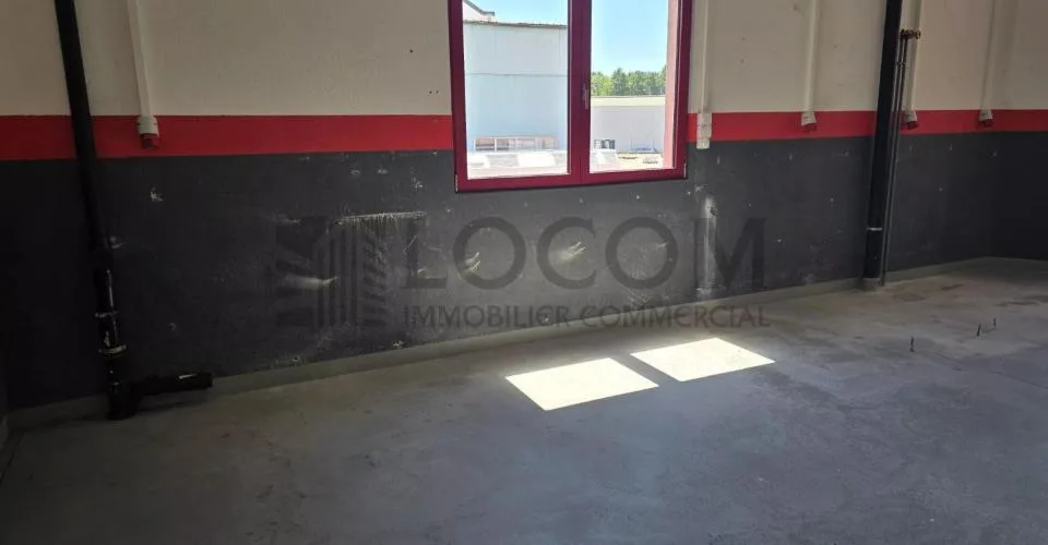 Ampio spazio industriale in affitto a Bussigny – foto 23 di 24