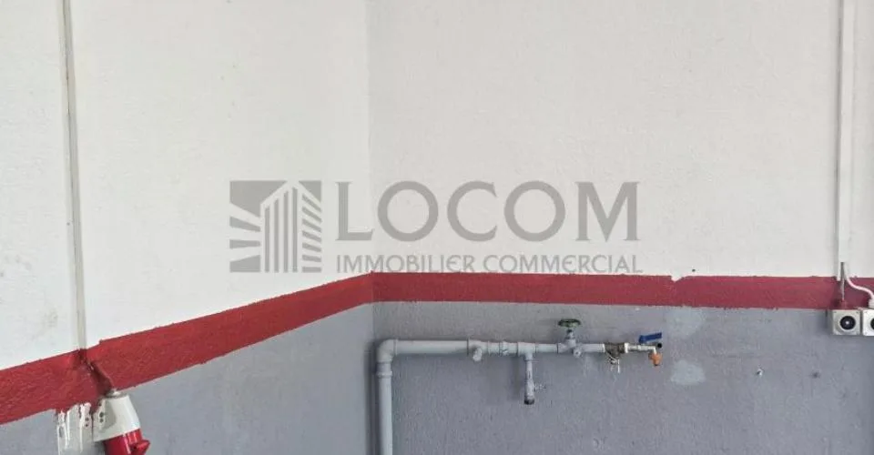 Ampio spazio industriale in affitto a Bussigny – foto 20 di 24