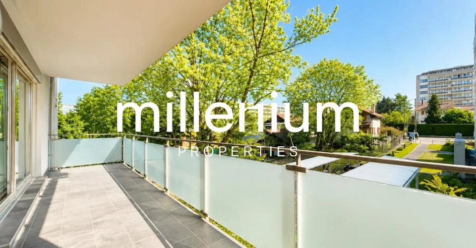 Bel appartement contemporain avec balcon