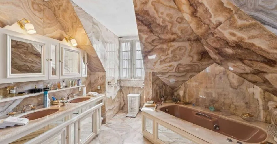 Proprietà di prestigio in una posizione tranquilla, a due passi dal centro città – foto 26 di 35