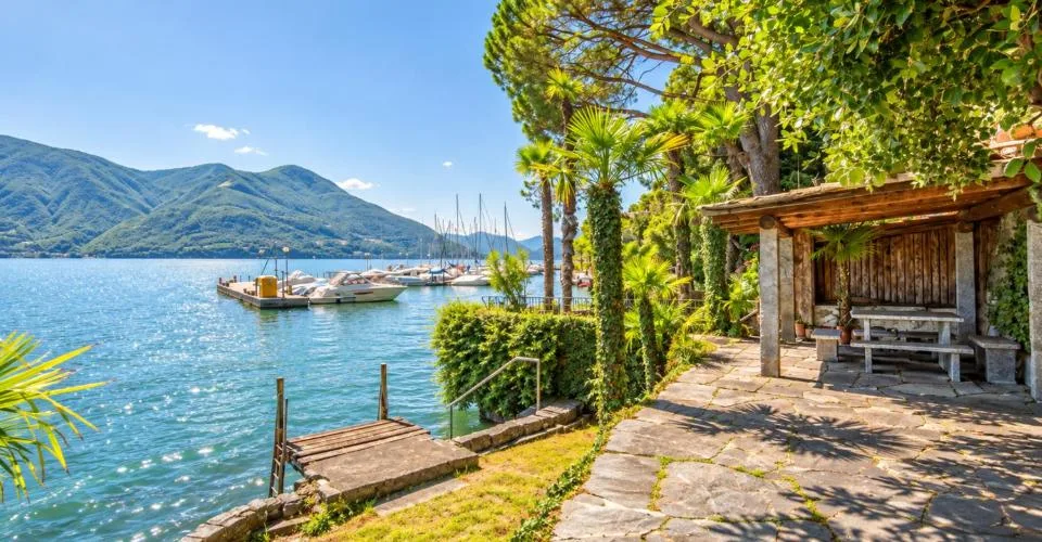 Mediterranean Holiday Home with Boat Dock – photo 10 of 11
