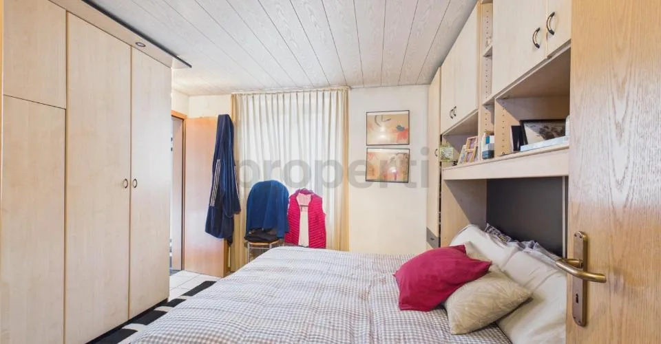 Doppelhaushälfte (3.5 Zimmer + 5.5 Zimmer) mit Blick auf die Berge in Piotta – Foto 22 von 40