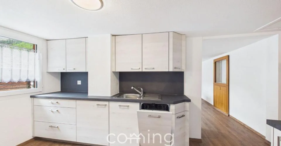 Appartement 4.5 pièces lumineux avec terrasse à Saas-Balen à vendre – photo 16 sur 32