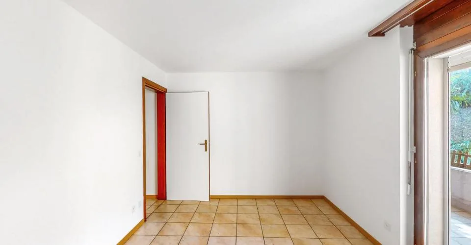 4 Zimmer Wohnung in Cadenazzo – foto 4 di 13