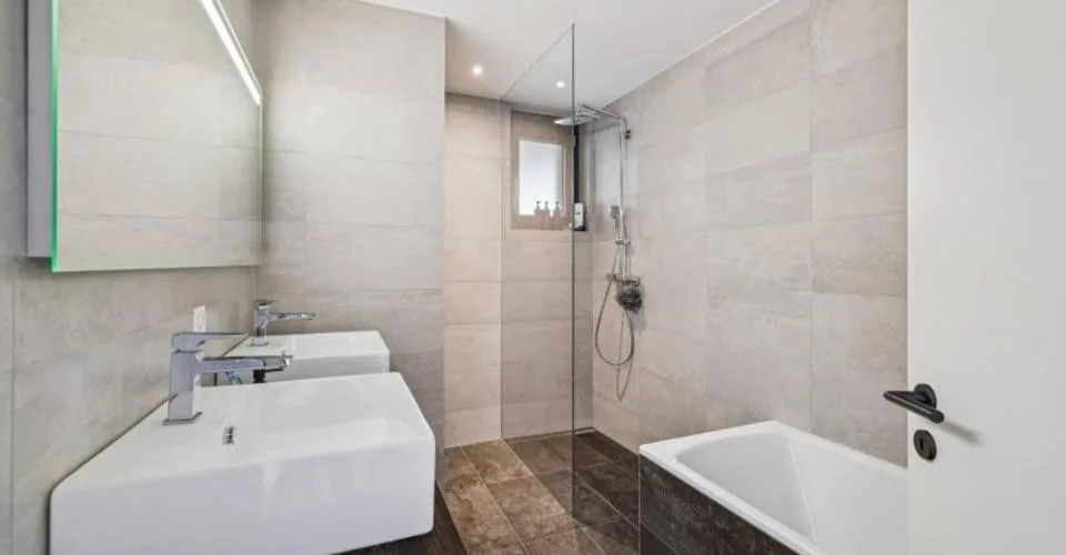 Villa von hohem Standard mit Dominanz über der Ebene – Foto 19 von 20