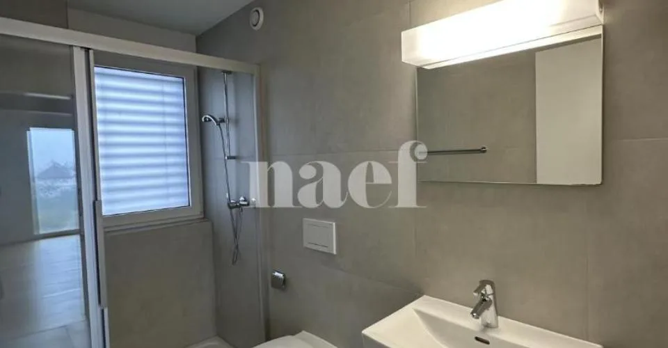 Appartement 4.5 pièces avec balcon – Foto 8 von 16
