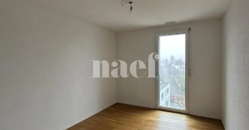 Appartement 4.5 pièces avec balcon – Foto 5 von 16