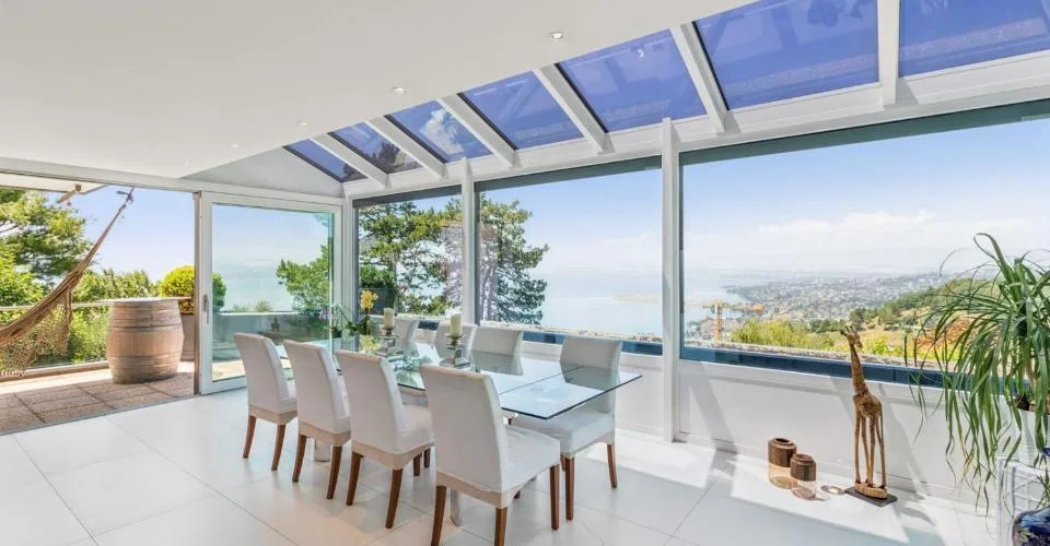 Bella proprietà moderna con vista panoramica a Grandvaux – foto 15 di 26