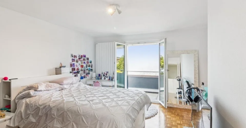 Bella proprietà moderna con vista panoramica a Grandvaux – foto 22 di 26