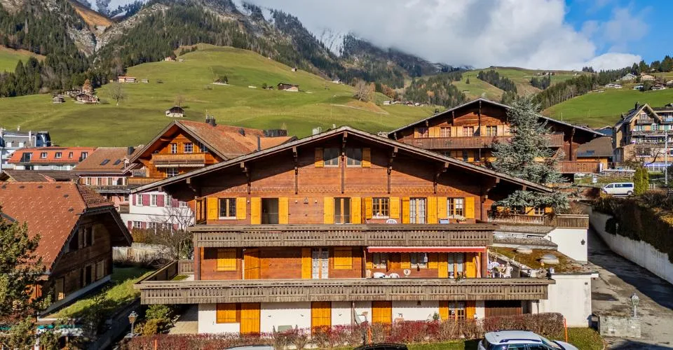 Appartamento 4,5 locali con vista panoramica, a 20 minuti da Gstaad – foto 15 di 27