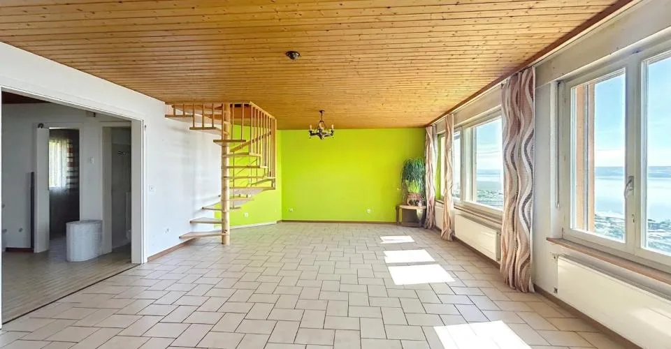 Villa mit atemberaubendem Blick auf den Murtensee – Foto 22 von 24