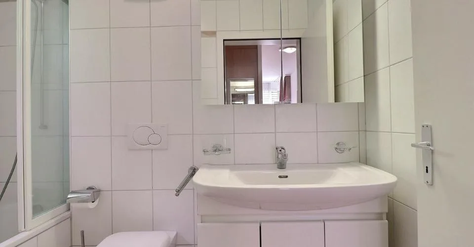 GRAND APPARTEMENT DE 5,5 PIECES AVEC LES COMMODITES D'UNE VILLA ET UNE TRES BELLE VUE PANORAMIQUE – foto 8 di 25