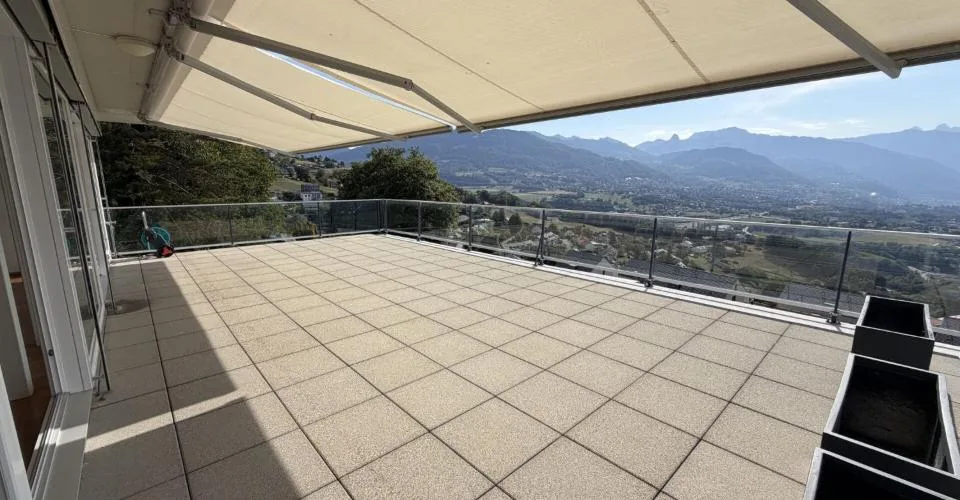 Appartement 5.5 pièces à Chardonne