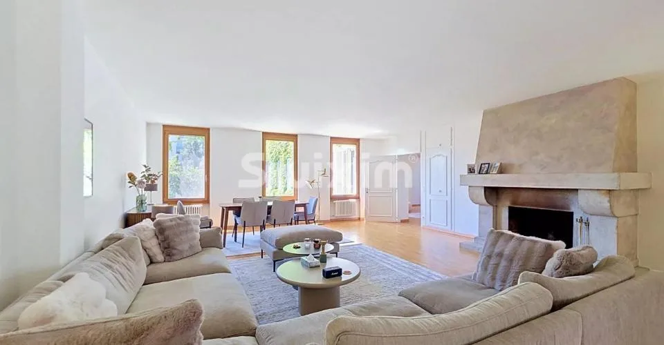 Superbe appartement classique vieille ville Genève – photo 2 sur 28