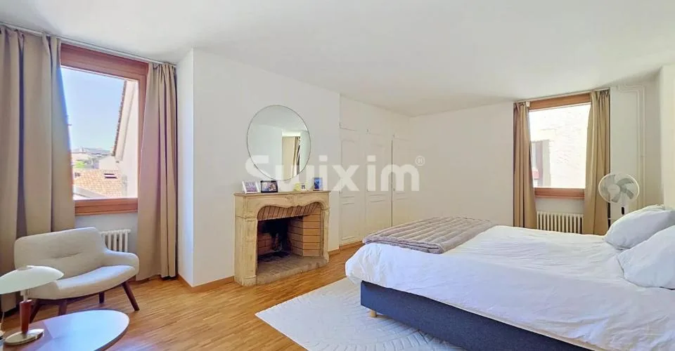 Superbe appartement classique vieille ville Genève – photo 3 sur 28