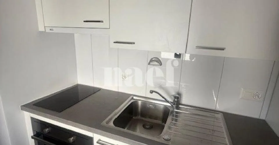 Appartement de 1.5 pièces au 5e étage avec ascenseur – Foto 3 von 8