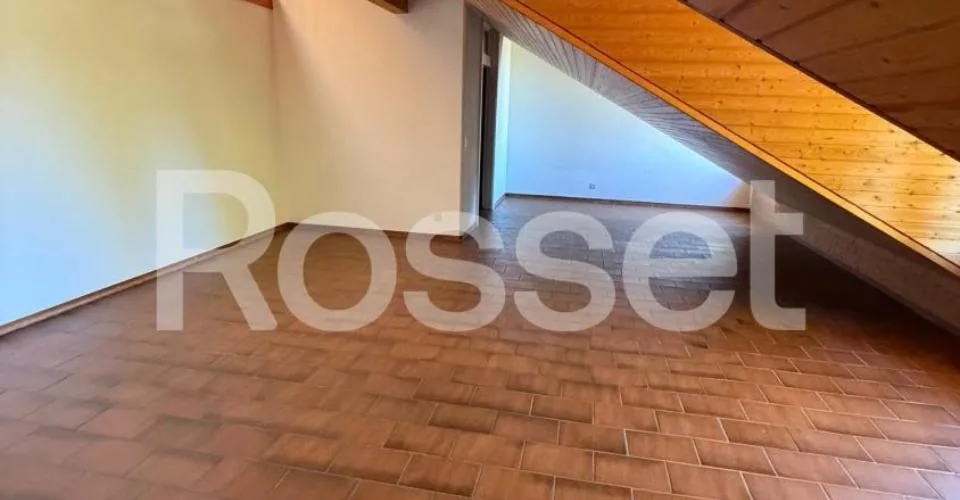 IN AFFITTO! Appartamento di 4.5 locali al 3° piano – foto 4 di 12