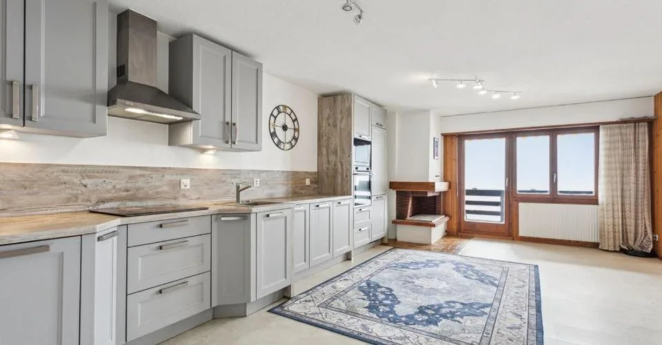 Grand appartement lumineux 115 m² avec magnifique vue sur le Mont-Blan – Foto 2 von 26