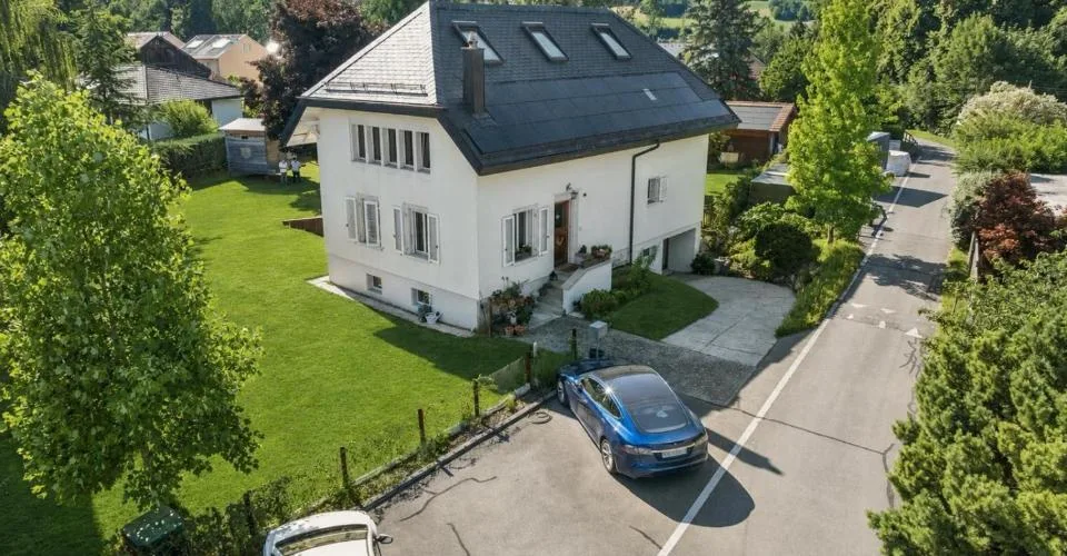 Villa individuelle sur terrain de 2'915 m², gains solaires importants – Foto 2 von 26