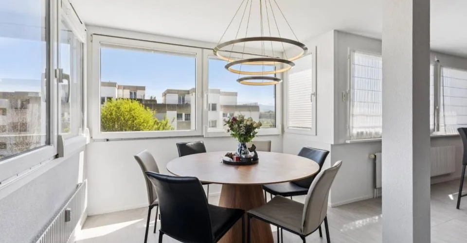 Magnifique appartement de 4,5 pièces rénové – Foto 4 von 24