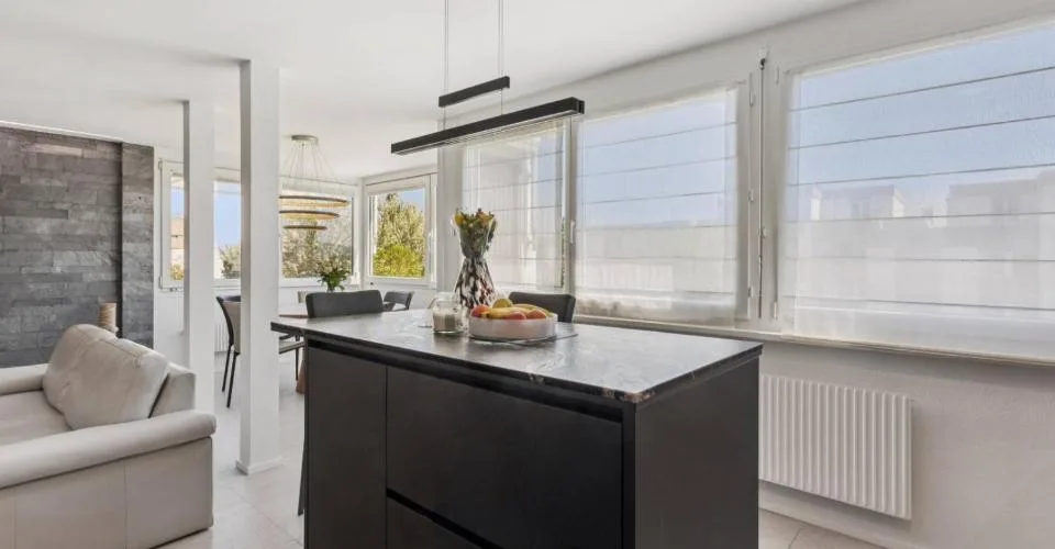 Magnifique appartement de 4,5 pièces rénové – Foto 11 von 24