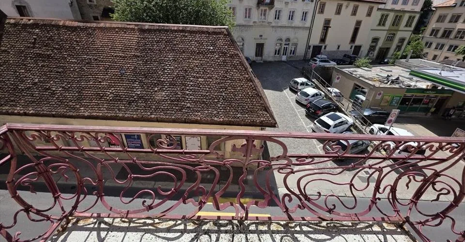 SPACIEUX 4 PIECES DE 110 M2 – Foto 6 von 14