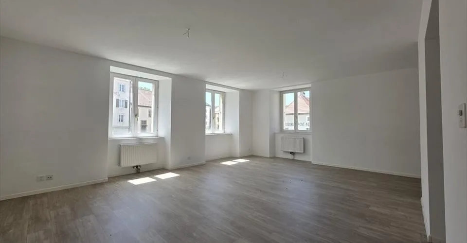 SPACIEUX 4 PIECES DE 110 M2 – Foto 4 von 14