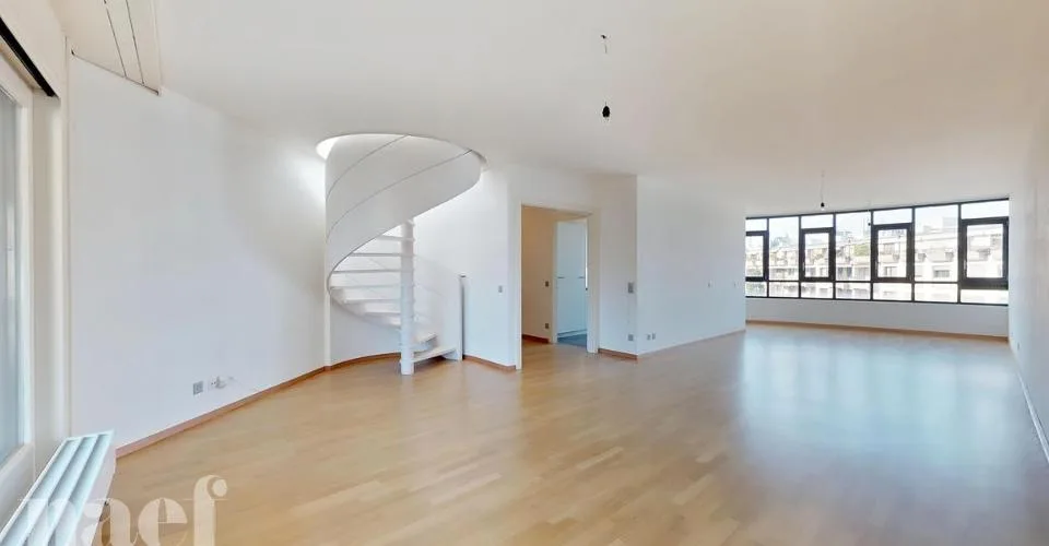 Bello duplex a Carouge situato in Rue des Caroubiers 15 – foto 4 di 17