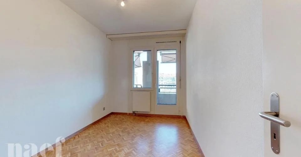 Bello duplex a Carouge situato in Rue des Caroubiers 15 – foto 10 di 17