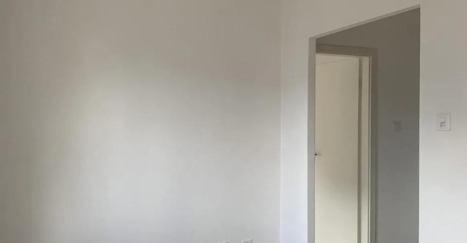Bel appartement rénové de 2.5 pièces – Foto 8 von 24