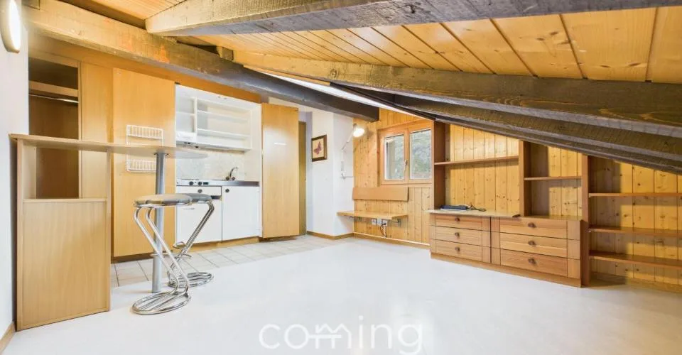 Studio à Tourtemagne – compact, bien desservi par le train et situation centrale – photo 3 sur 16