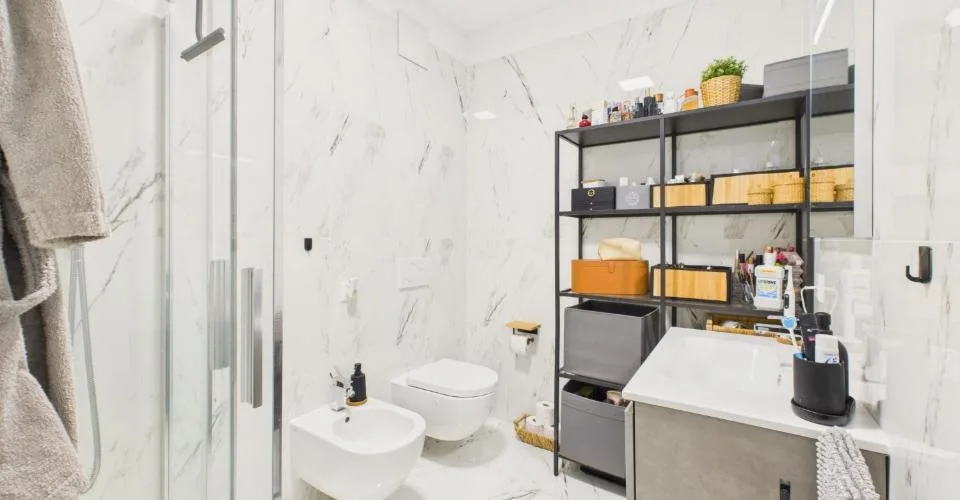 Moderna 2.5 locali attic-flat con ampio balcone, Agno – Foto 18 von 22