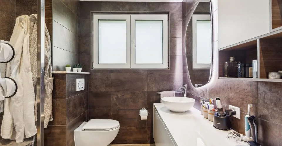 Un appartement rénové de 5.5 pièces au cœur de Villars-sur-Glâne – Foto 6 von 19