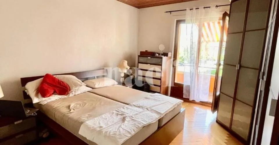 Große 4.5-Zimmer-Wohnung in idealer Lage – Foto 6 von 18